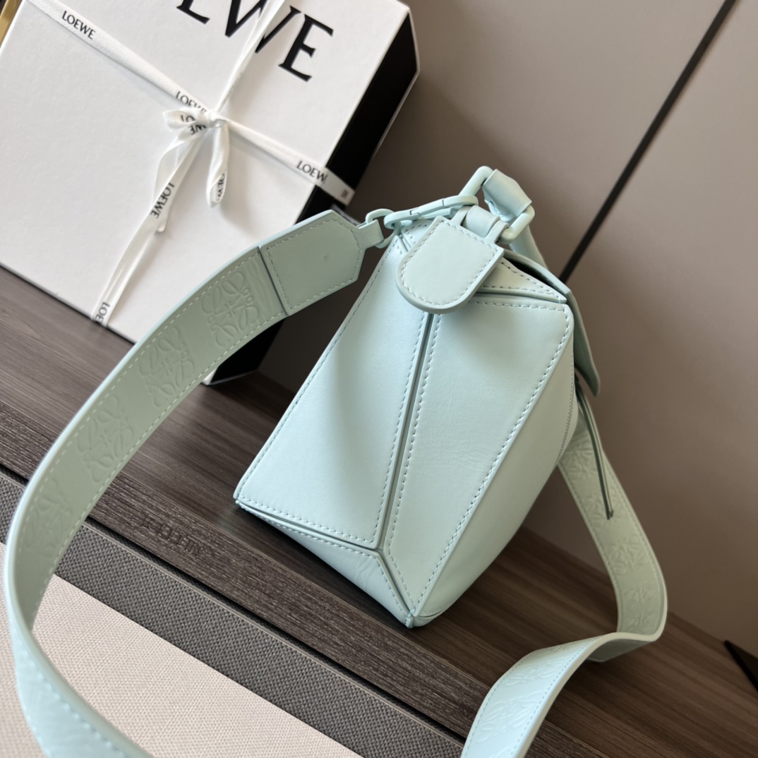 Loewe Puzzle Bags